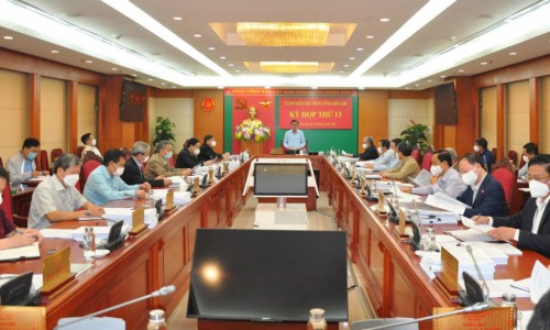 Xem xét kỷ luật nhiều lãnh đạo Ủy ban chứng khoán Nhà nước