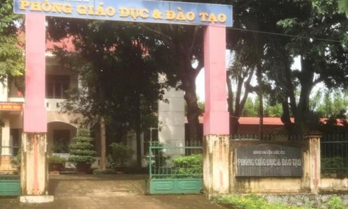 Gia Lai: Phòng GD&ĐT huỵện Đức Cơ mua thiết bị chênh lệch hàng trăm triệu đồng