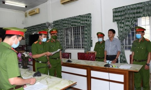 Bắt Phó giám đốc Sở Y tế và nguyên Giám đốc CDC Trà Vinh liên quan đến vụ Việt Á