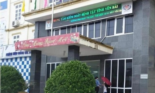 Cách chức vụ Đảng Phó giám đốc Sở Y tế Yên Bái