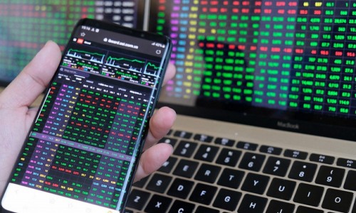 VN-Index tăng mạnh trong phiên đầu năm