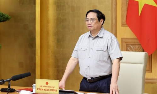 Thủ tướng yêu cầu giãn nợ, giảm thuế cho doanh nghiệp bị thiệt hại do bão lũ