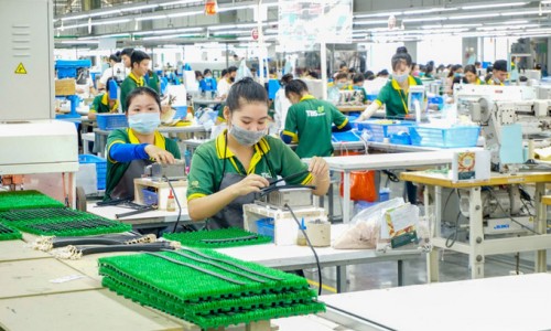 Hơn 24 tỷ USD vốn đầu tư nước ngoài đăng ký vào Việt Nam