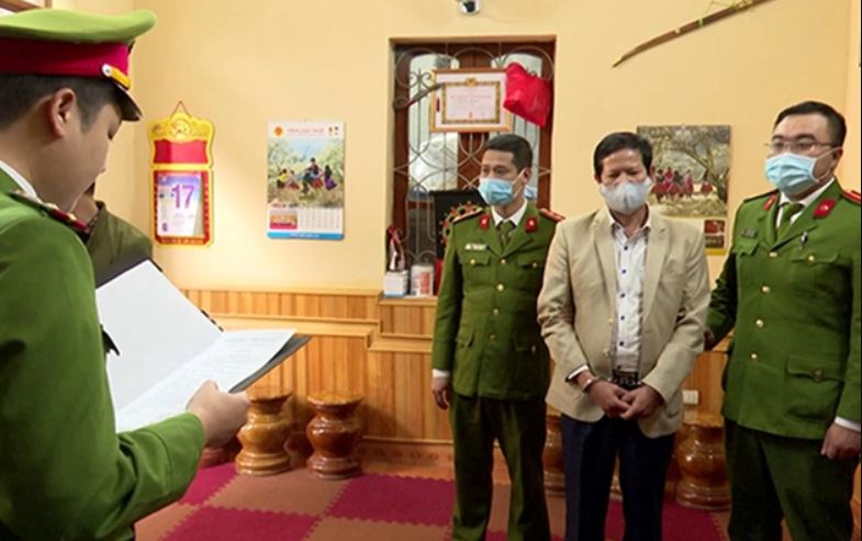 Sai phạm mua sắm thiết bị y tế, nguyên phó giám đốc Sở Y tế Sơn La bị bắt