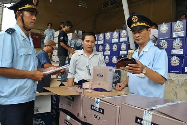 Hàng hóa hưởng miễn thuế xuất, nhập khẩu làm hồ sơ như thế nào?