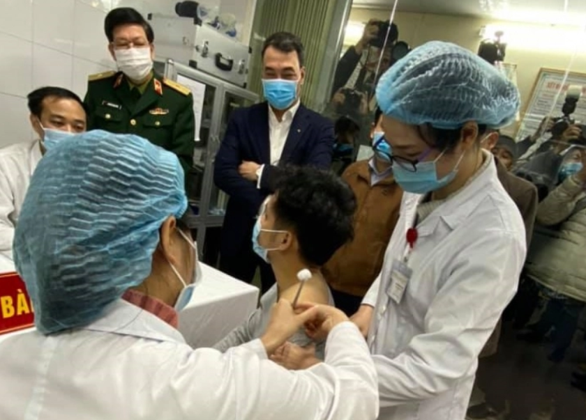 Thêm 5 địa phương tiêm vắc xin phòng COVID-19