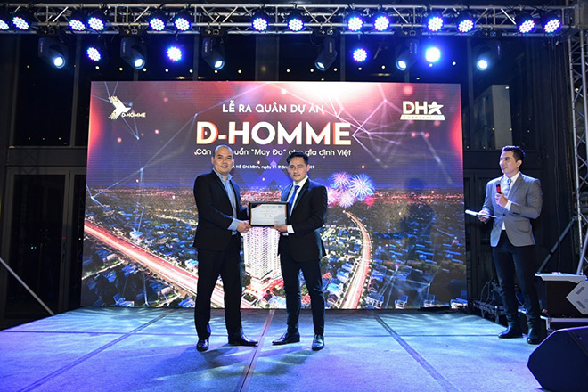 Phó Chủ tịch Tp.HCM Lê Hòa Bình yêu cầu xử lý nghiêm các dự án huy động vốn trái phép, lừa dối khách hàng