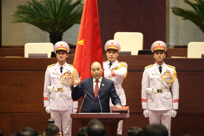 Tân Chủ tịch nước: Việt Nam sẽ vượt mọi "sóng to, gió cả"
