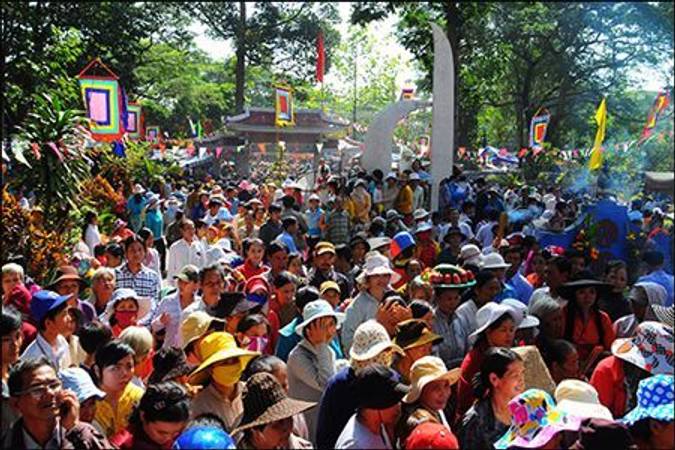 Bộ Văn hóa đề nghị hạn chế lễ hội đông người