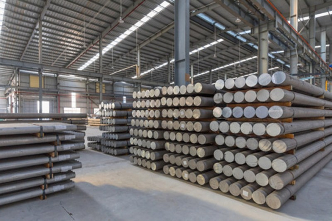 Việt Nam tiếp tục áp thuế chống bán phá giá hơn 35% nhôm Trung Quốc
