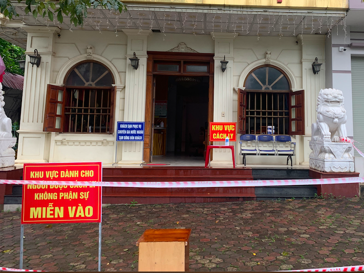 Chuyên gia dương tính với COVID-19 khi về nước, Bắc Giang khẩn cấp tìm F1