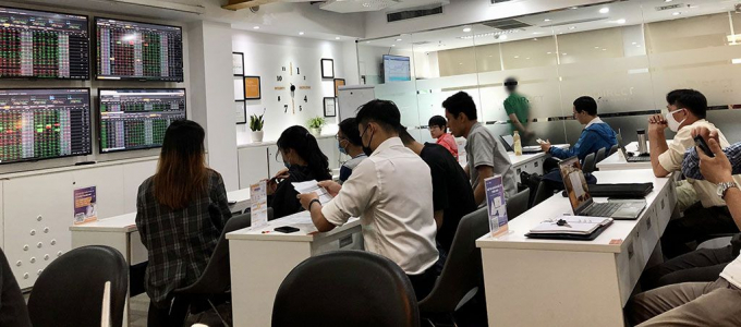 Huy động vốn trái phép, các Công ty chứng khoán MB, VNDirect bị “tuýt còi”