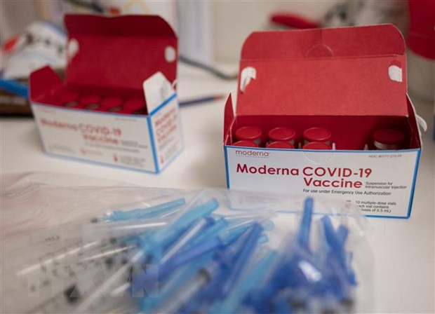 Moderna mở ra triển vọng vaccine COVID-19 cho thanh thiếu niên