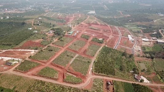 Loạn phân lô bán nền trái phép, Lâm Đồng đình chỉ công tác nhiều cán bộ TP. Bảo Lộc