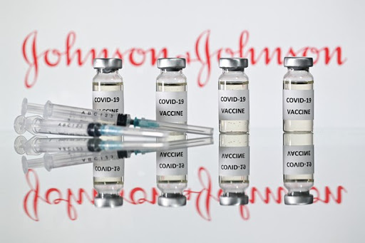 Johnson & Johnson xem xét chuyển giao công nghệ sản xuất vaccine COVID-19 cho Việt Nam
