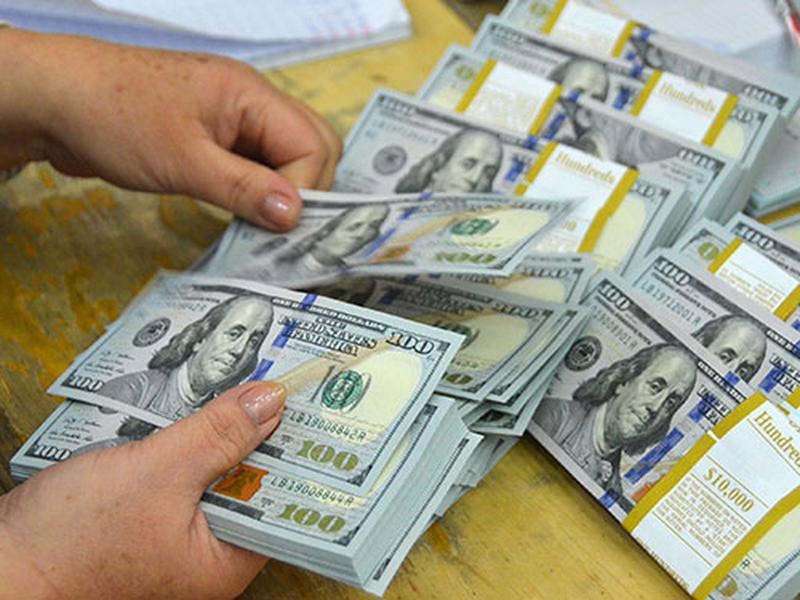 Ngân hàng Nhà nước giảm mạnh giá mua USD