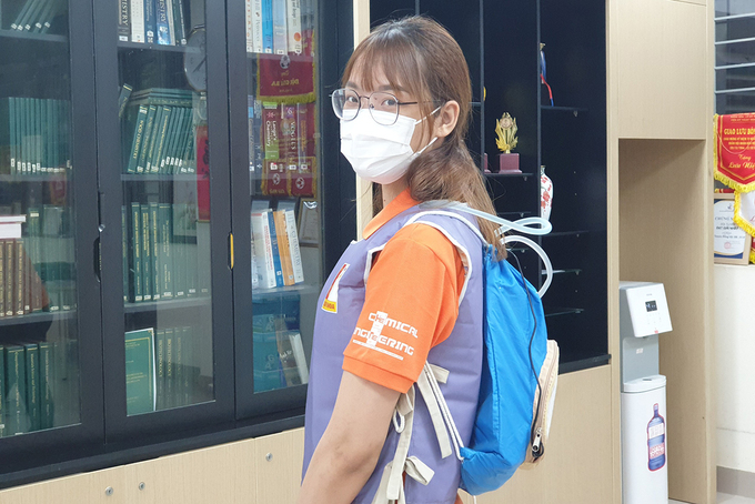Sáng chế sinh viên: Chế tạo áo làm mát cho y bác sĩ tuyến đầu chống dịch