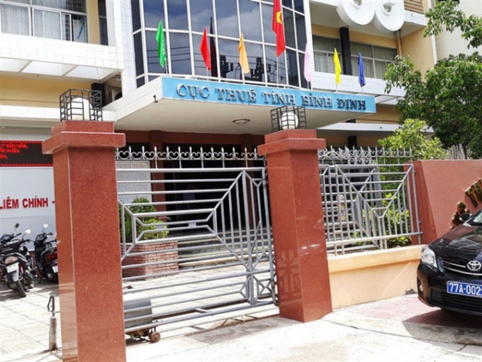 Chơi golf khi có dịch, Phó Cục trưởng Cục Thuế Bình Định bị tạm đình chỉ công tác