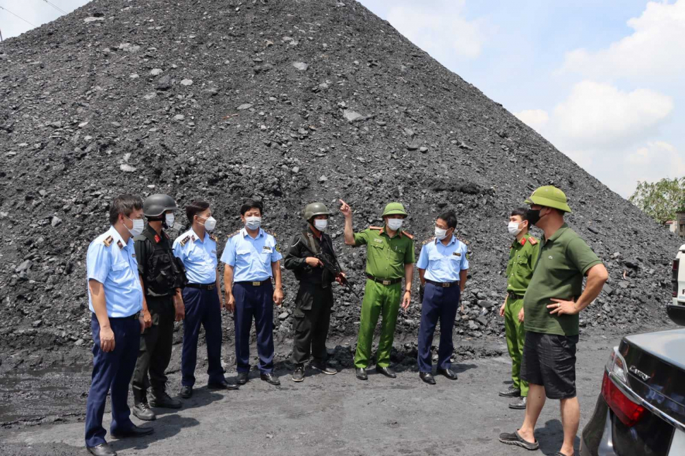 Hải Dương: Phát hiện hàng chục nghìn tấn than không rõ nguồn gốc tại thị xã Kinh Môn