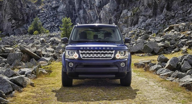 Hơn 111.000 chiếc Land Rover bị triệu hồi do nguy cơ cháy nổ
