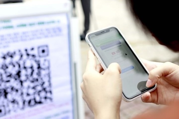 Thủ tướng: Quy định rõ người 'app xanh được di chuyển, app đỏ phải ở nhà'