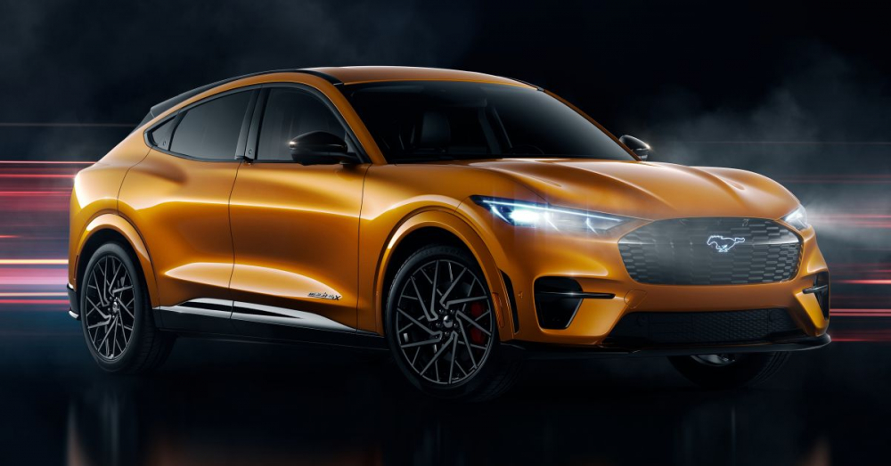 Ford triệu hồi hơn 31.000 xe Mustang E-Mach 2021 do lỗi lắp đặt