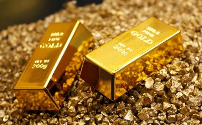Giá vàng trụ vững bất chấp đồng USD mạnh lên