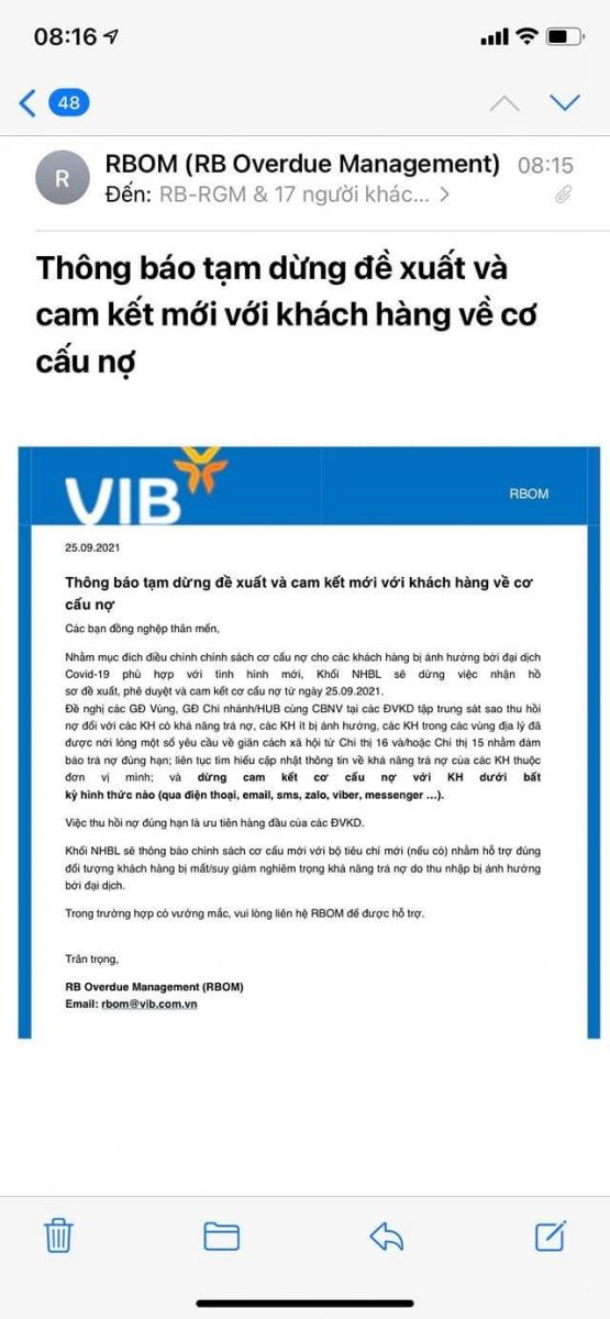 Giữa thời dịch, ngân hàng ồ ạt rao bán nợ vay cá nhân
