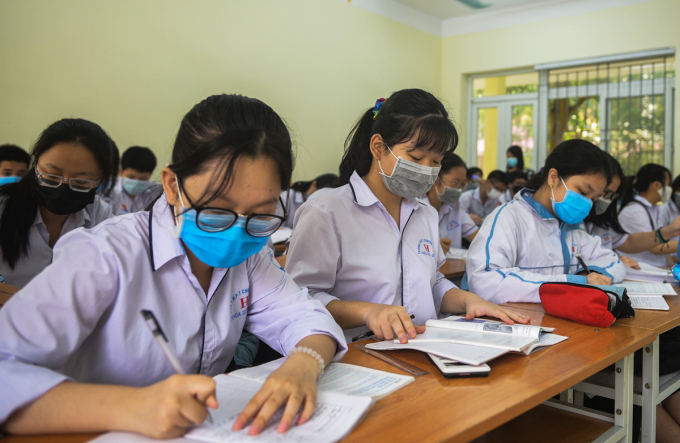 Sở GD&ĐT Hà Nội đề xuất cho học sinh đi học trở lại từ 25/10