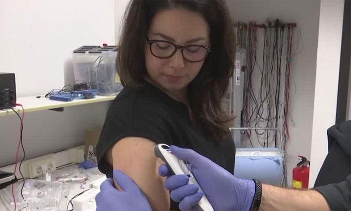 Phát triển thành công thiết bị tiêm laser giúp người bệnh vượt qua nỗi sợ kim tiêm