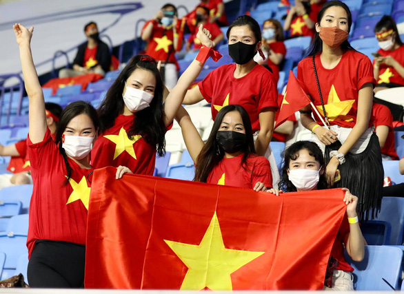 Vào sân Mỹ Đình xem trận Việt Nam - Nhật Bản, khán giả cần chuẩn bị gì?