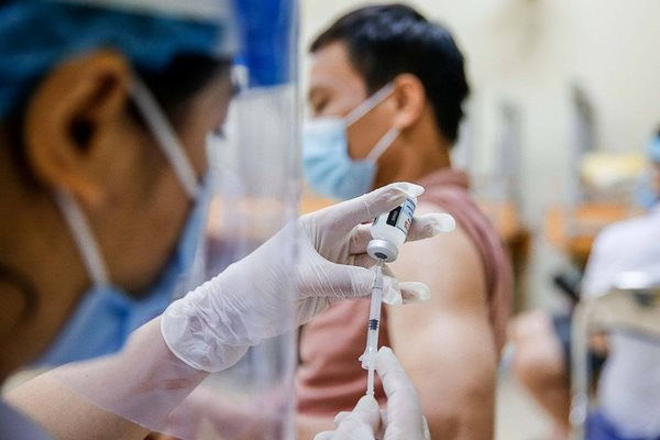 Bộ Y tế đưa hướng dẫn mới về tiêm vắc xin phòng COVID-19
