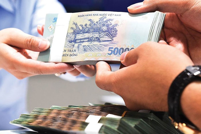 NHNN siết chặt dòng tiền chảy vào chứng khoán, BĐS, trái phiếu doanh nghiệp năm 2022