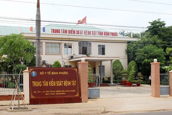 Giám đốc CDC Bình Phước muốn trả lại quà của Công ty Việt Á