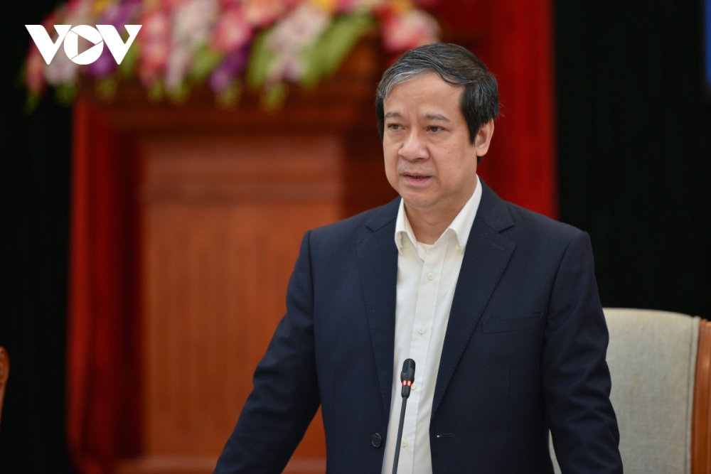 Bộ GD&ĐT: Cần khẩn trường đưa học sinh trở lại trường học