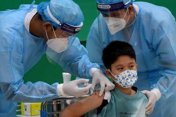 Tiêm vaccine phòng COVID-19 cho trẻ từ 5-11 tuổi cần thận trọng từng bước