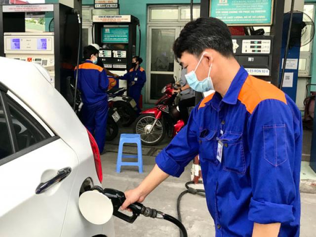 Giá dầu thế giới đồng loạt giảm