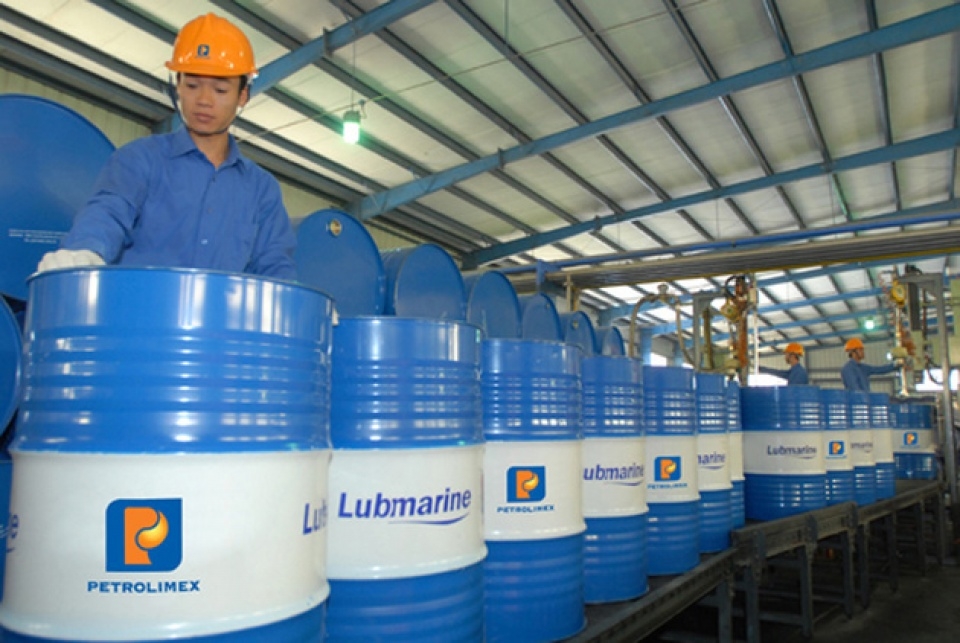 Bộ Công Thương muốn bán đấu giá hơn 100 triệu lít xăng RON92