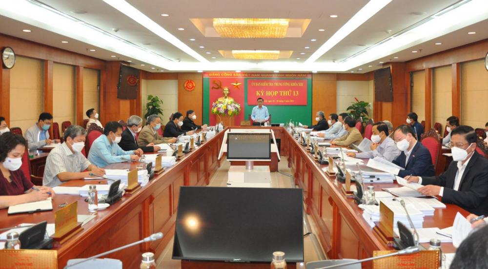 Xem xét kỷ luật nhiều lãnh đạo Ủy ban chứng khoán Nhà nước
