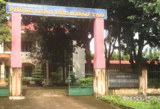 Gia Lai: Phòng GD&ĐT huỵện Đức Cơ mua thiết bị chênh lệch hàng trăm triệu đồng