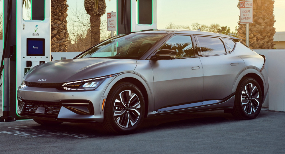 Lỗi phần mềm có thể khiến Hyundai loniq 5 và Kia EV6 tự trôi khi đang đỗ xe