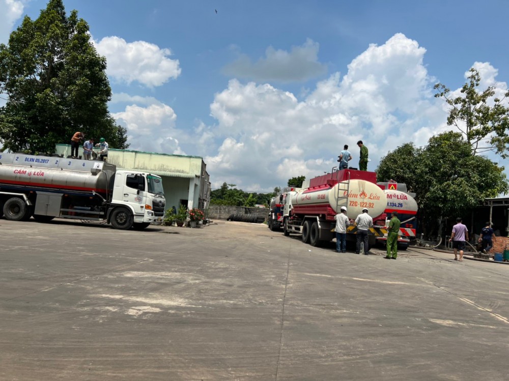 Bà Rịa - Vũng Tàu: Tạm giữ khẩn cấp 9 người trong vụ sản xuất xăng giả quy mô lớn