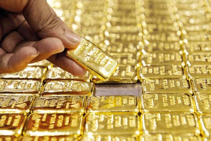 Giá vàng thế giới chịu nhiều áp lực, trong nước tăng nhẹ