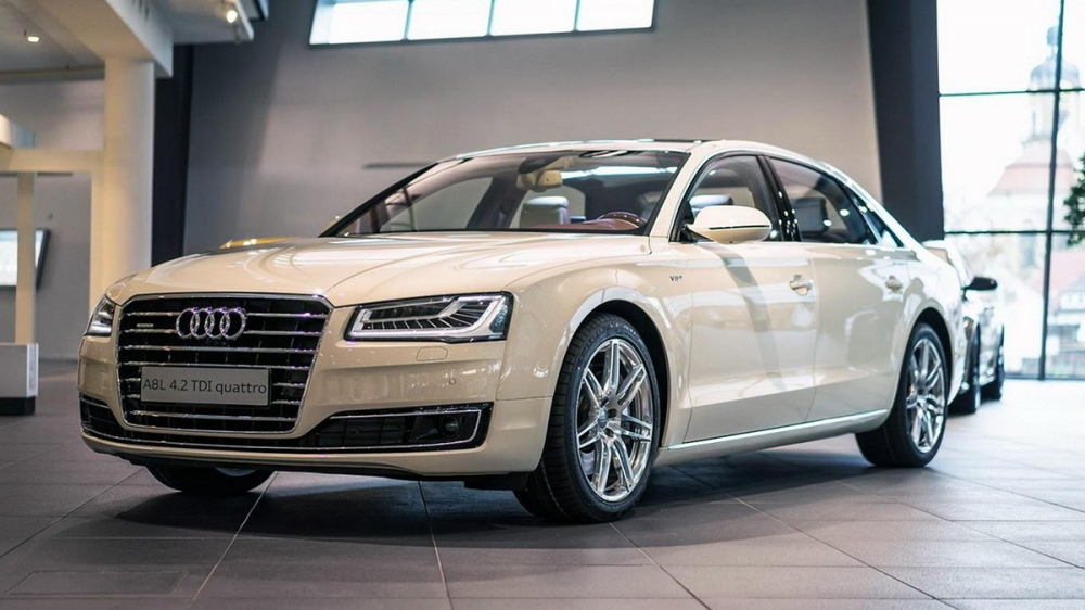 Loạt xe Audi A8 bị triệu hồi tại Việt Nam để thay lưới lọc dầu