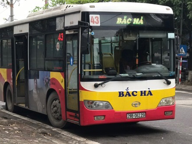Hà Nội: Doanh nghiệp xe buýt xin dừng hoạt động vì nguy cơ vỡ nợ