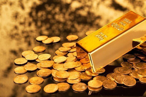 Giá vàng lùi sát ngưỡng 1.700 USD/ounce