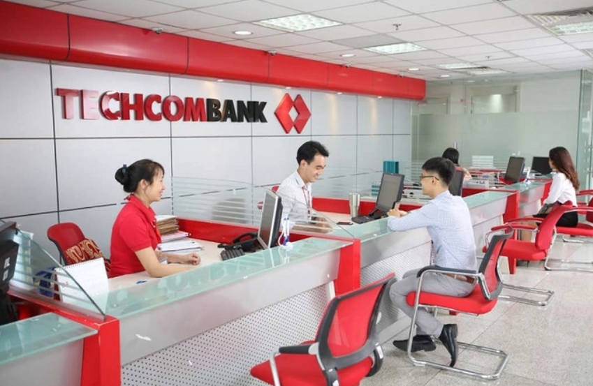 Techcombank được nới "room" tín dụng tương đương với Vietcombank