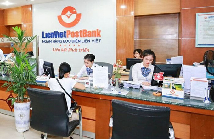 Dòng tiền kinh doanh âm nặng, nợ xấu tăng: LienVietPostBank gấp rút mua lại 1.100 tỷ đồng trái phiếu trước hạn