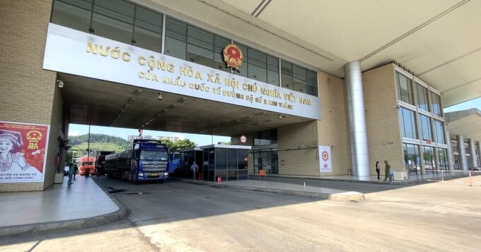 Mở hoàn toàn cửa khẩu biên giới Việt - Trung tại Lào Cai từ ngày 8/1