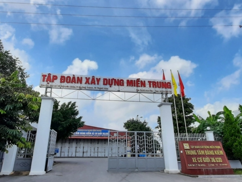 Để chậm tiến độ, Tập đoàn Miền Trung và Vinaconex bị Bộ GTVT yêu cầu xử lý